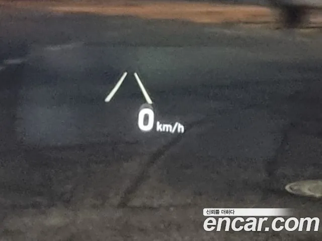 Genesis G80 2019 thumb 11