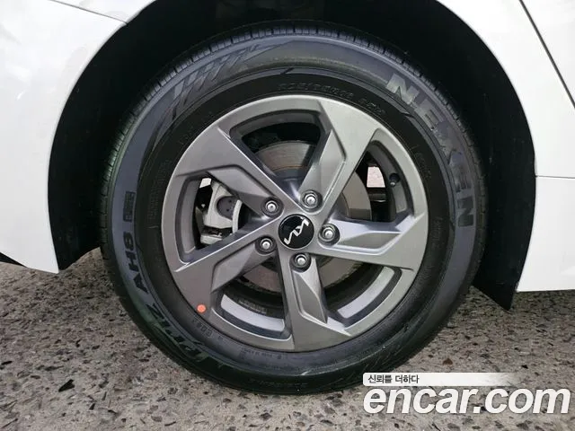 Kia K5 2023 thumb 6