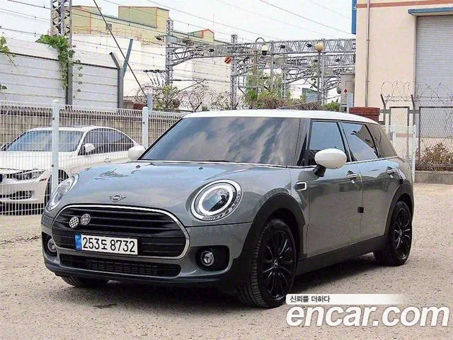 MINI Clubman 2022 thumb 12