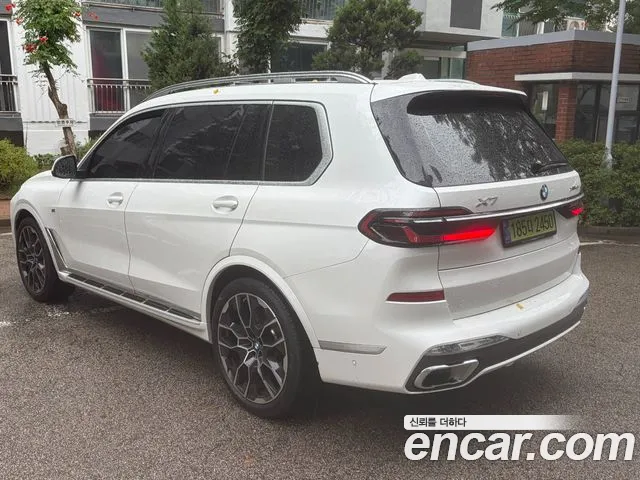 BMW X7 2025 thumb 3