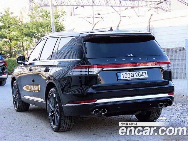 Lincoln Aviator 2021 thumb 2