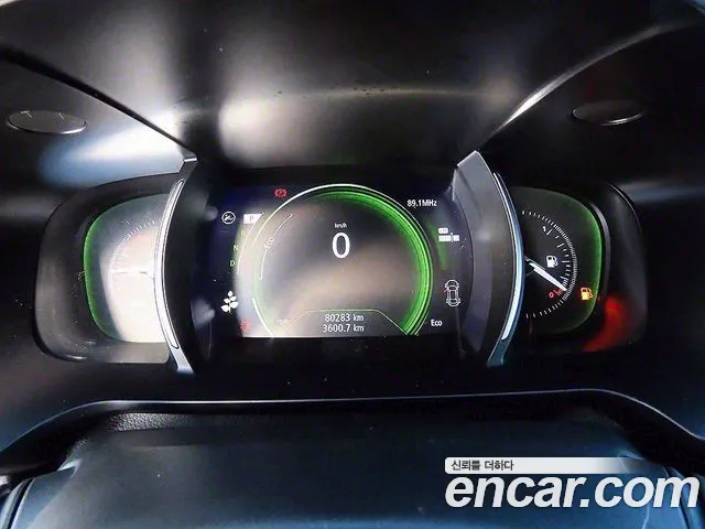 Renault-KoreaSamsung Megane 2019 thumb 8