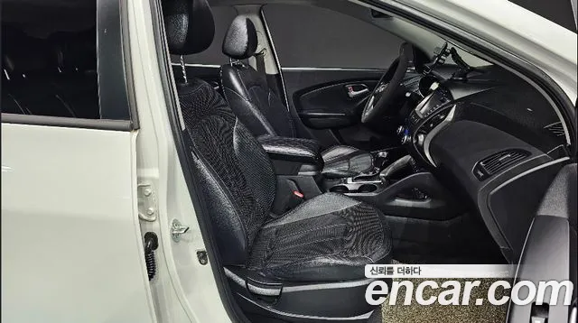 Hyundai Tucson 2013 thumb 10