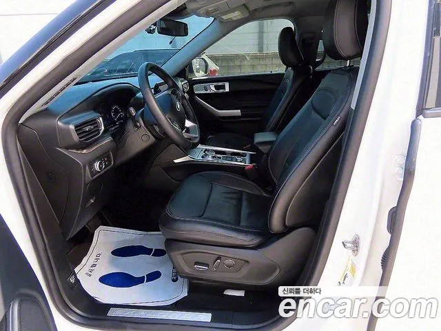 Ford Explorer 2020 thumb 10