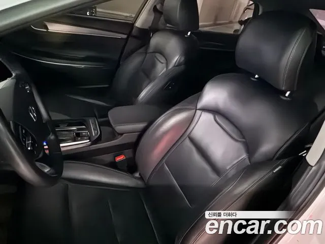 Hyundai Grandeur 2017 thumb 6
