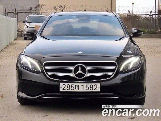 Mercedes-Benz E-Класс 2019 thumb 3