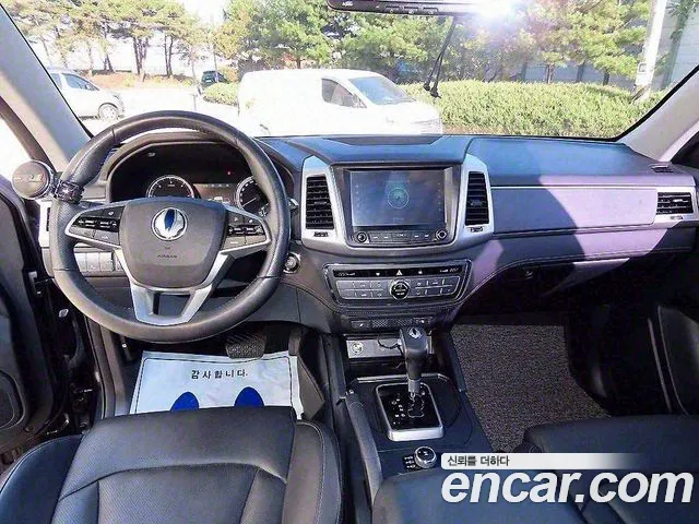 KG_Mobility_Ssangyong Rexton 2019 thumb 7