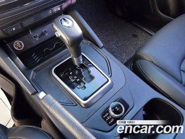 KG_Mobility_Ssangyong Rexton 2019 thumb 9