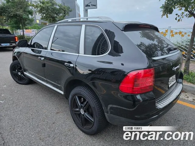 Porsche Cayenne 2005 thumb 6