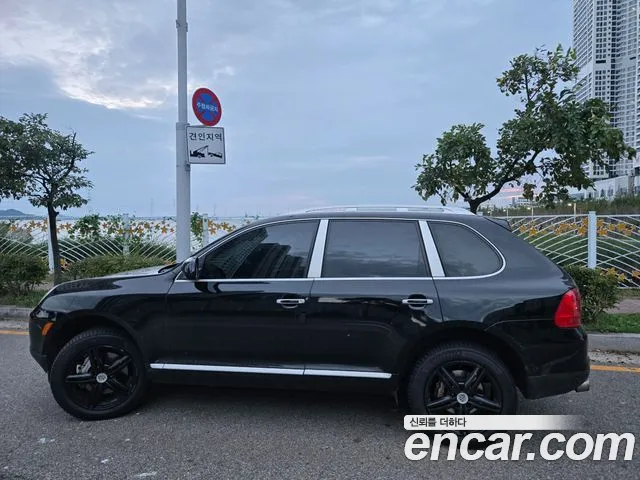 Porsche Cayenne 2005 thumb 7