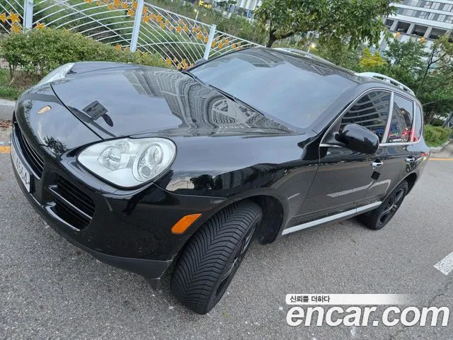 Porsche Cayenne 2005 thumb 8