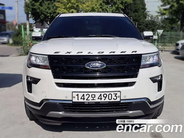 Ford Explorer 2018 thumb 3