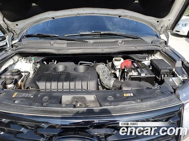 Ford Explorer 2018 thumb 6