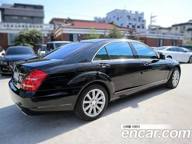 Mercedes-Benz S-Класс 2009 thumb 2