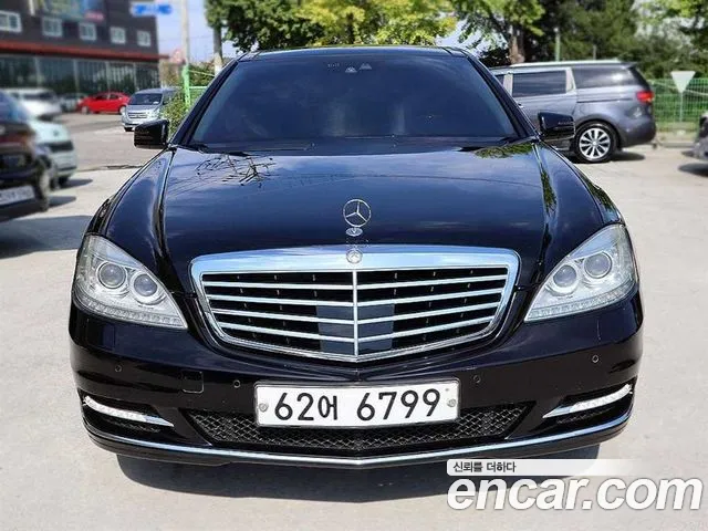 Mercedes-Benz S-Класс 2009 thumb 3