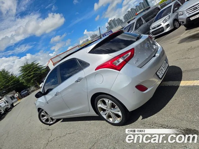 Hyundai i30 2014 thumb 2