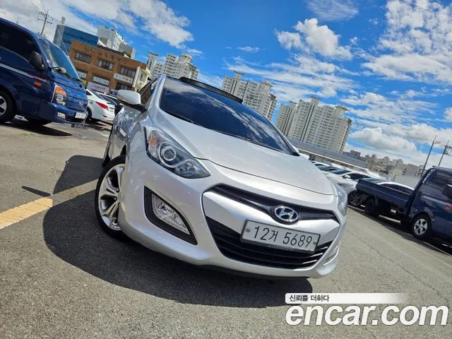 Hyundai i30 2014 thumb 12