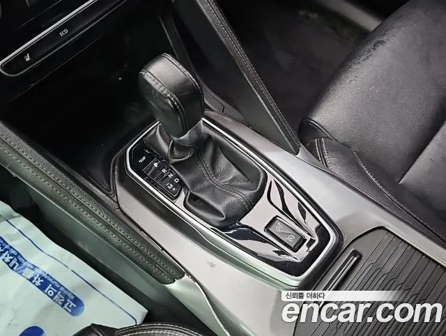 Renault-KoreaSamsung Koleos 2017 thumb 9
