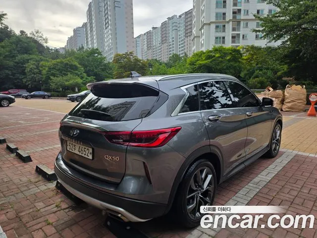 Infiniti QX50 2019 thumb 4
