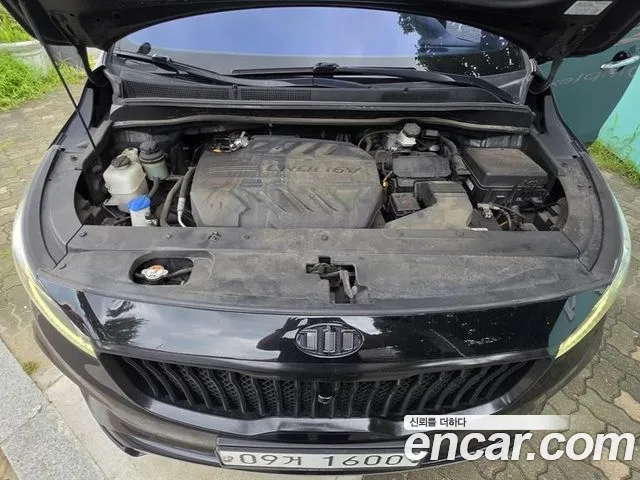 Kia Carnival 2019 thumb 6
