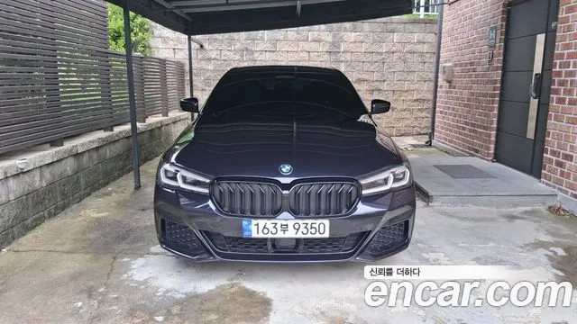 BMW 5 серии 2022 thumb 3