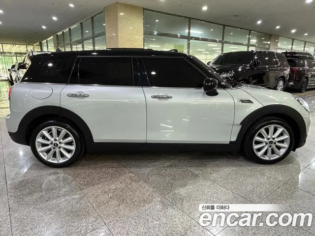 MINI Clubman 2020 thumb 5