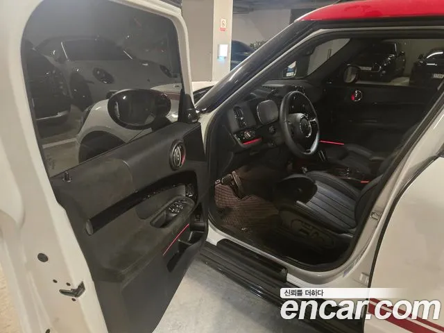 Mini Countryman 2024 thumb 9