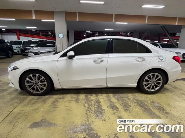 Mercedes-Benz A-Класс 2020 thumb 3