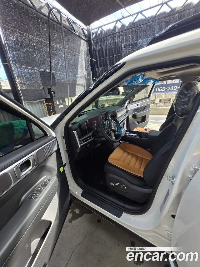 Hyundai Santa Fe 2024 thumb 3