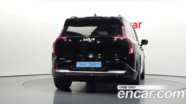 Kia EV9 2023 thumb 4