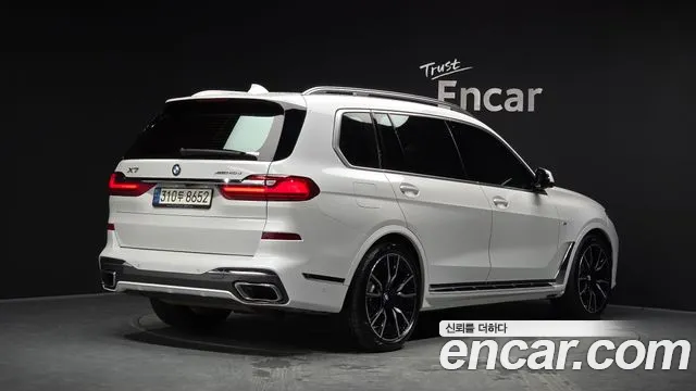 BMW X7 2021 thumb 2
