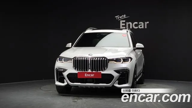 BMW X7 2021 thumb 3