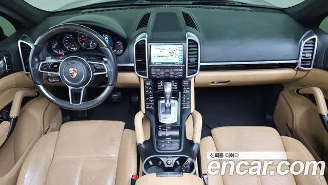 Porsche Cayenne 2016 thumb 7