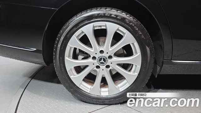 Mercedes-Benz E-Класс 2019 thumb 5