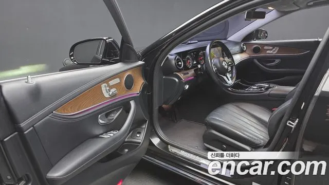 Mercedes-Benz E-Класс 2019 thumb 10