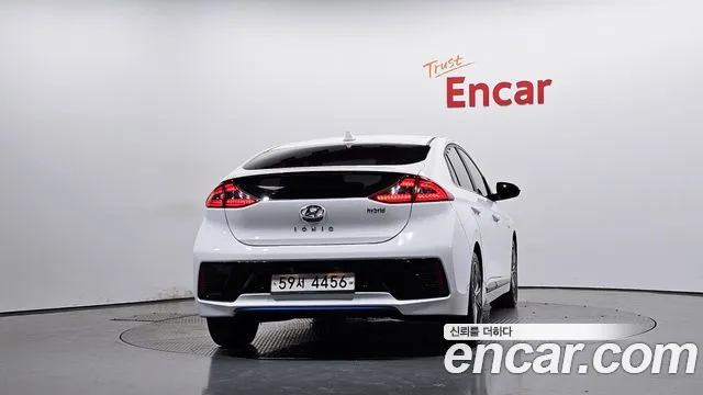 Hyundai IONIQ 6 2016 thumb 4