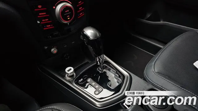 KG_Mobility_Ssangyong TIBOLI 2017 thumb 9