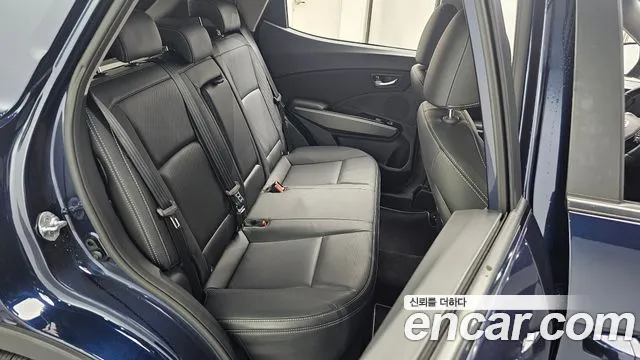 KG_Mobility_Ssangyong TIBOLI 2017 thumb 11