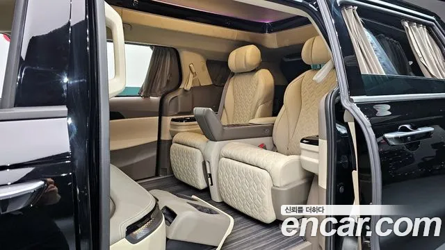Kia Carnival 2024 thumb 11