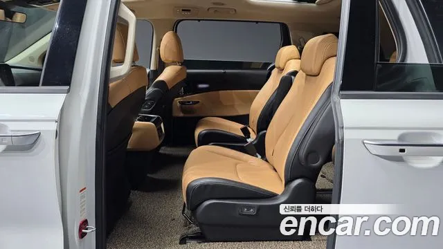 Kia Carnival 2020 thumb 12