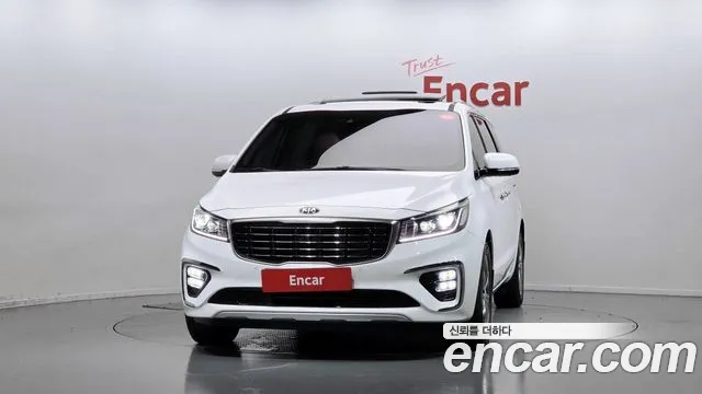 Kia Carnival 2019 thumb 3