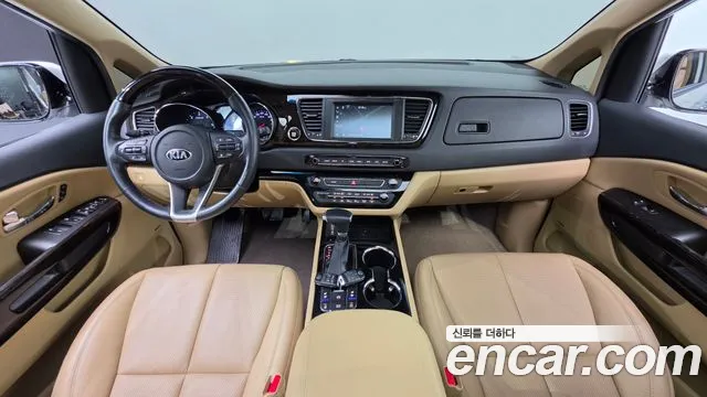 Kia Carnival 2019 thumb 7