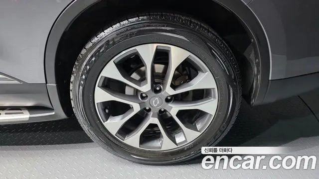 Renault-KoreaSamsung Koleos 2017 thumb 5