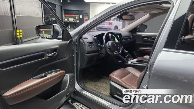 Renault-KoreaSamsung Koleos 2017 thumb 10