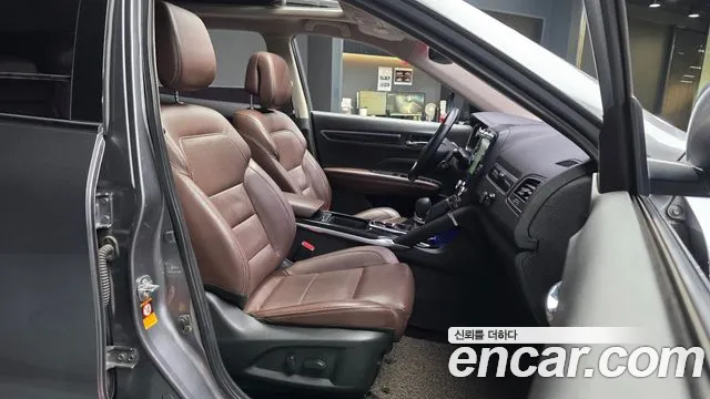 Renault-KoreaSamsung Koleos 2017 thumb 11