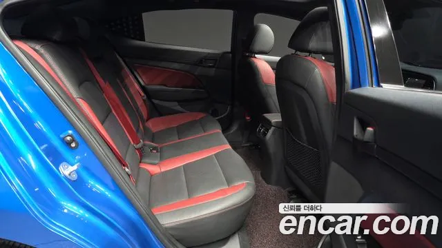 Hyundai Avante 2017 thumb 12