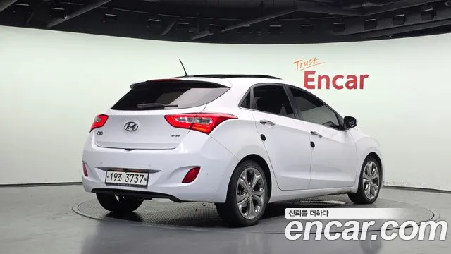 Hyundai i30 2014 thumb 2