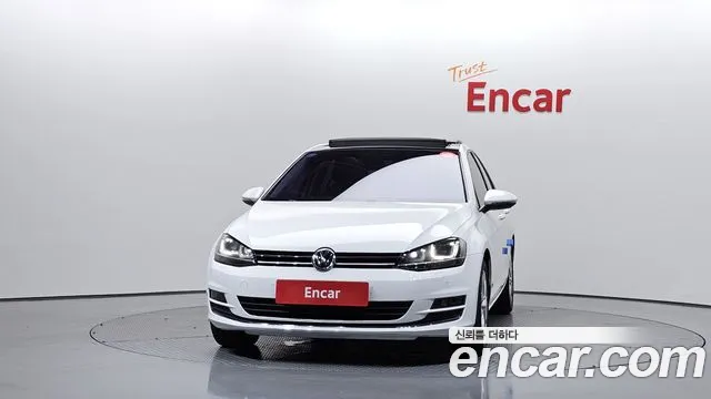 Volkswagen Golf Sportsvan 2015 thumb 3