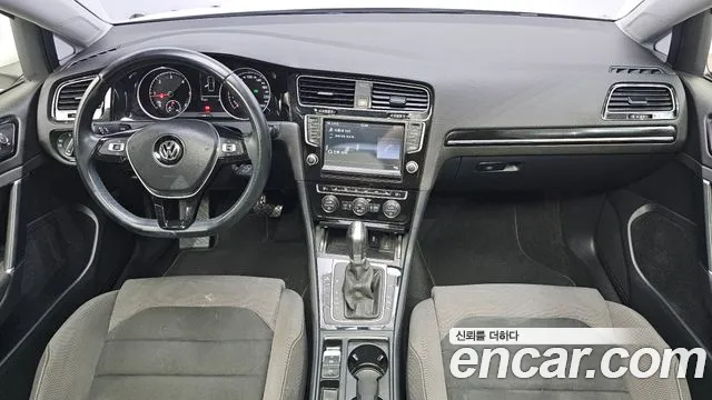 Volkswagen Golf Sportsvan 2015 thumb 7