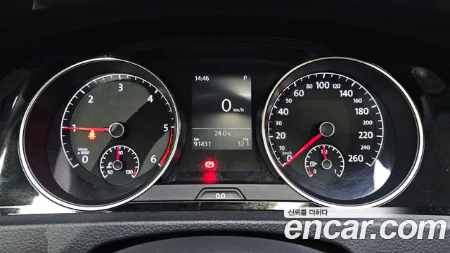 Volkswagen Golf Sportsvan 2015 thumb 8